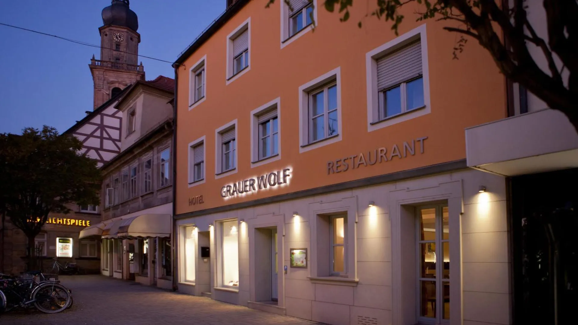 Altstadthotel Grauer Wolf Эрланген