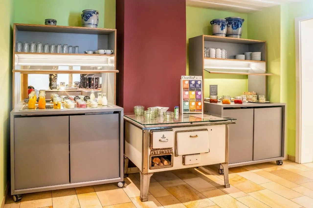 Altstadthotel Grauer Wolf Erlangen 3*,